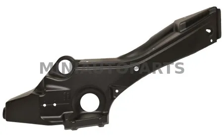 Sisemine parempoolne esitiib Ligier IXO