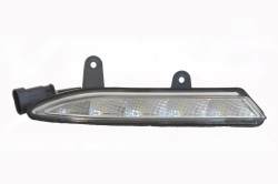 Päevatuled ees vasakul "Aixam Vision"