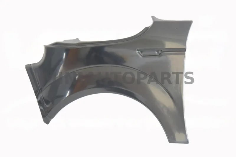 Vasakpoolne esitiib Microcar MGO6 / Dué6