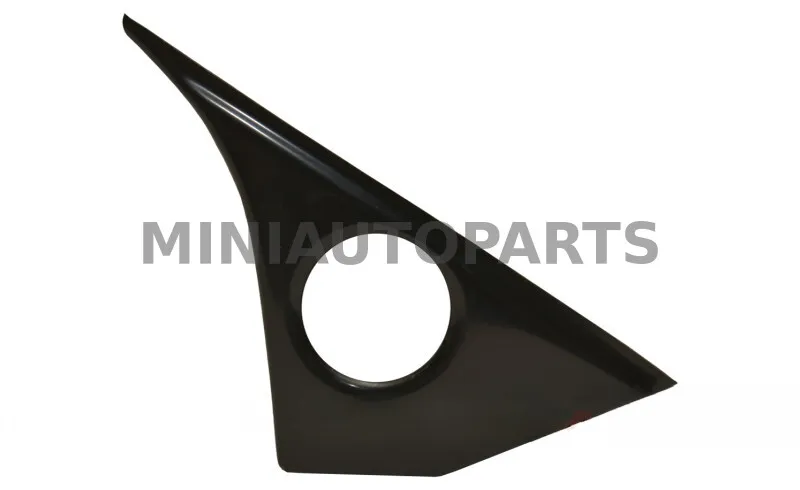 Välispeegli kinnitus paremal pool Microcar M8