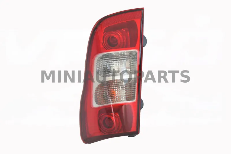 Parem tagumine tuli Ligier JS50 / IXO