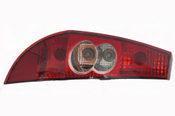 Vasak tagumine tuli Aixam Minauto