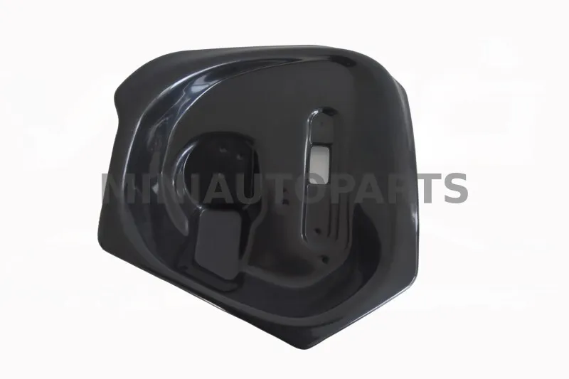 Vasakpoolne udutulede kinnitus Microcar P105 jaoks