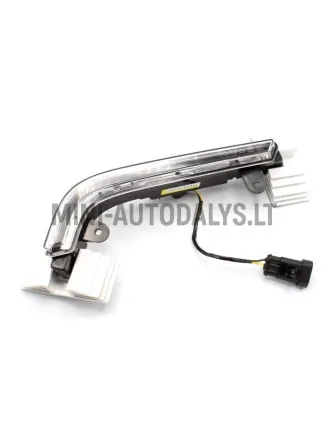 Päevasõidutuled ees vasakul Aixam Emotion