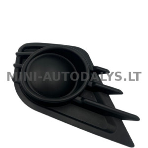 Pareiščiamas rūko žibintų apsauginis võre paremal esimese stange poolel Aixam 2010-2013